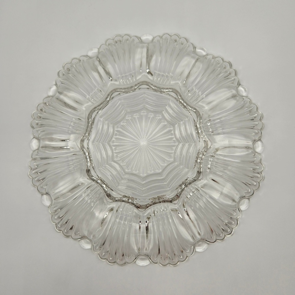 VTG Anchor Hocking Oyster Plate Clear Glass Deviled Egg Scalloped Grandmacore - Picture 4 of 7